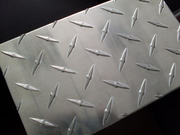 3000 시리즈 급료 알루미늄 체크 무늬 판 호일 두께 0.03-3mm