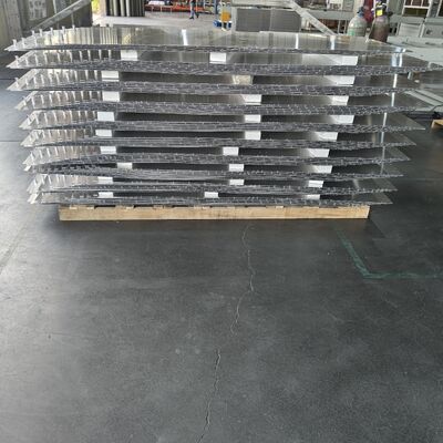 품질 Custom Aluminum Liquid Cooling Plate Brazed Micro Channel for Prismatic Battery Cell 500x300mm 공장