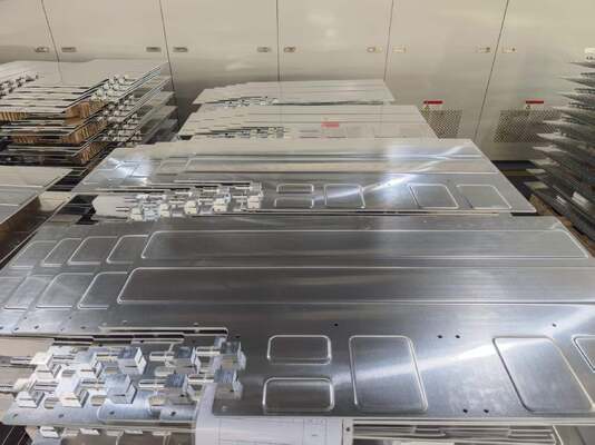 품질 전력 전자 IGBT 모듈용 산업용 진공 브레이징 알루미늄 냉각판 300x200mm 공장